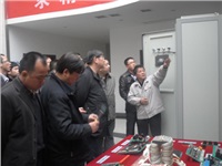 出席全國(guó)智能化及電氣化冶金工程技術(shù)交流會(huì)的領(lǐng)導(dǎo)、專家蒞臨公司視察指導(dǎo)工作